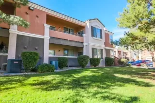 Photo #1: 2362671 Listing