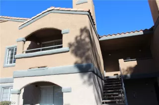 Photo #1: 2362710 Listing