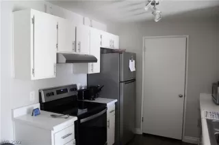 Photo #4: 2362710 Listing