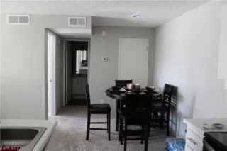 Photo #6: 2362710 Listing