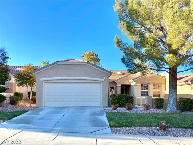 MLS: 2362718 Condo For Sale