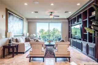 Photo #1: 2362732 Listing