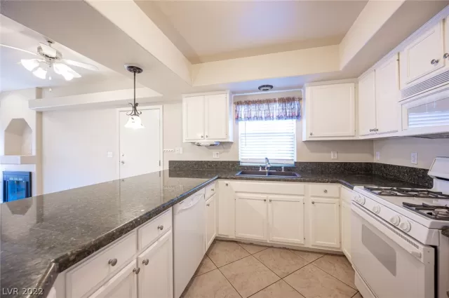 MLS: 2362753 Condo For Sale