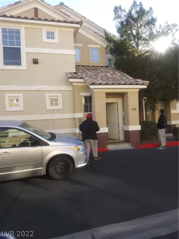 MLS: 2362754 Condo For Sale