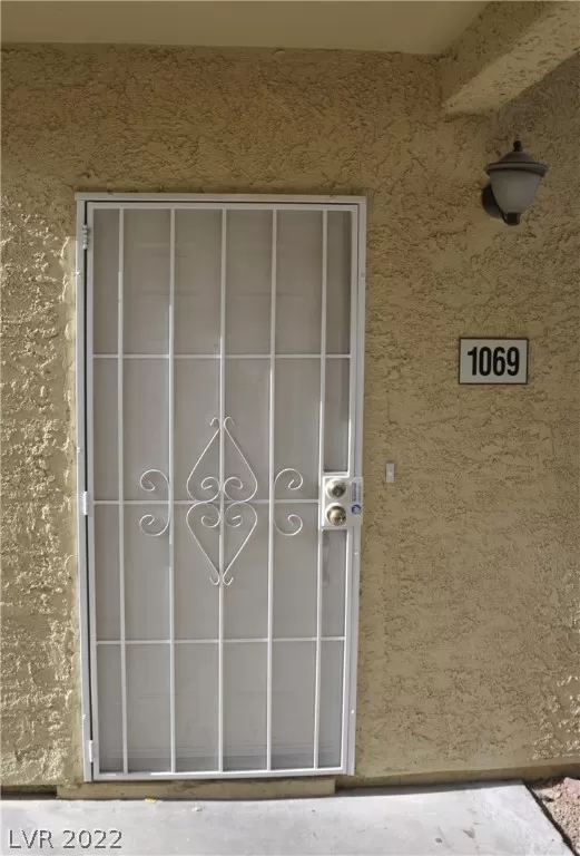 MLS: 2362756 Condo For Sale