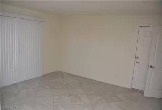 Photo #2: 2362756 Listing