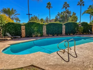 Photo #1: 2362780 Listing