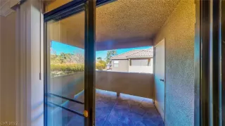 Photo #6: 2362780 Listing