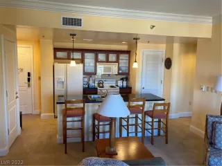 Photo #3: 2362799 Listing 