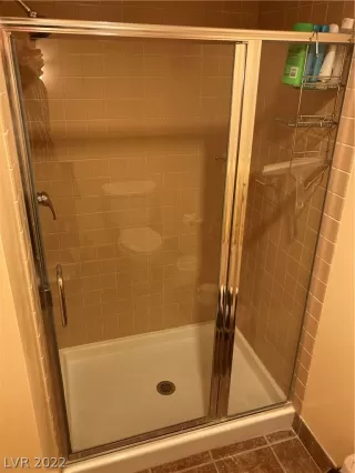 Photo #6: 2362799 Listing 