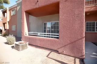 Photo #2: 2362812 Listing 