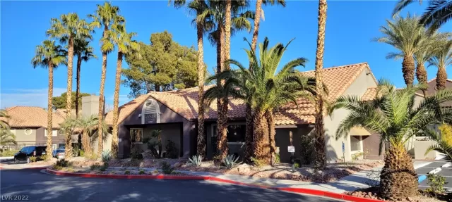 MLS: 2362852 Condo For Sale