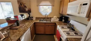 Photo #5: 2362852 Listing 