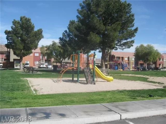 MLS: 2362868 Condo For Sale