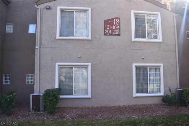 MLS: 2362885 Condo For Sale