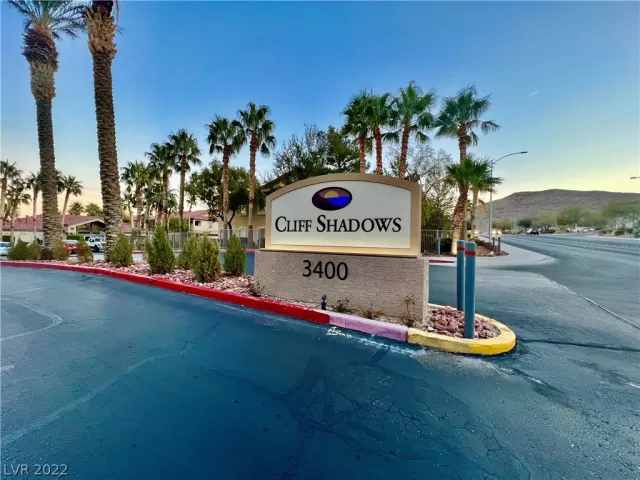 MLS: 2362892 Condo For Sale