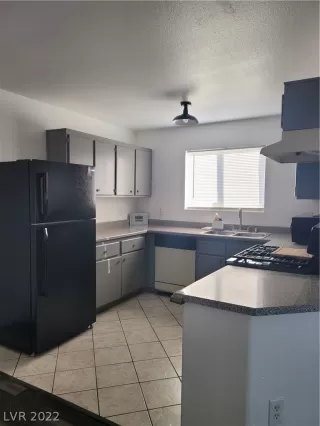 Photo #5: 2362896 Listing 