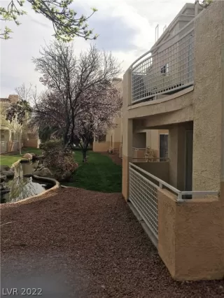 Photo #1: 2362902 Listing 