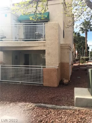 Photo #2: 2362902 Listing 