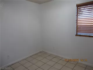 Photo #4: 2362904 Listing