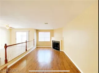 Photo #2: 2362930 Listing 