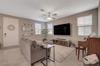 Photo #3: 2362939 Listing 