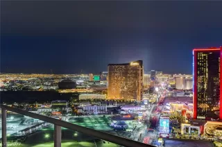 Photo #1: 2362945 Listing