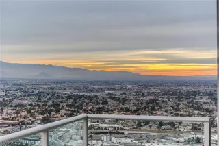 Photo #2: 2362945 Listing