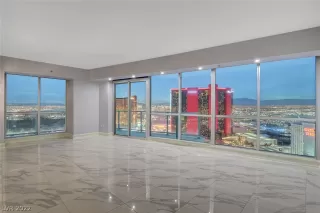 Photo #3: 2362945 Listing