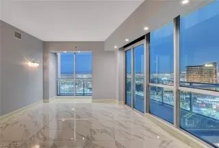 Photo #6: 2362945 Listing