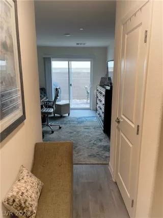 Photo #3: 2362950 Listing