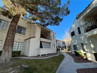 Photo #2: 2362964 Listing 