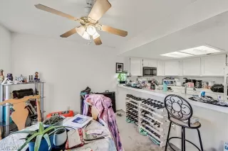 Photo #6: 2362981 Listing 