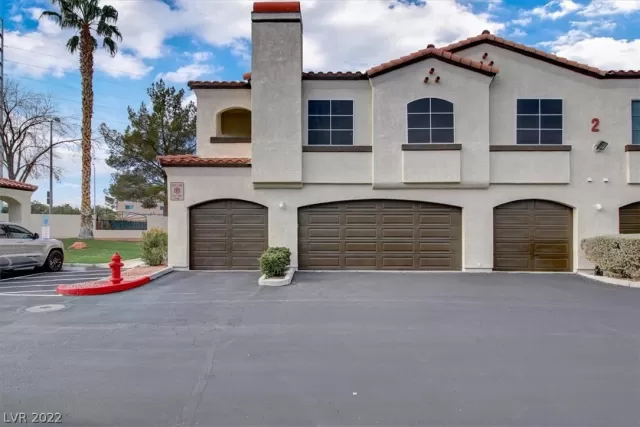 MLS: 2362990 Condo For Sale