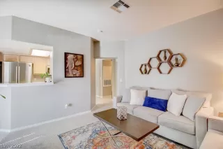 Photo #3: 2362990 Listing 