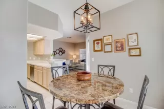 Photo #5: 2362990 Listing 