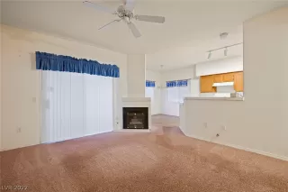 Photo #2: 2362995 Listing