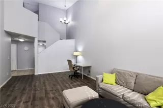 Photo #3: 2363001 Listing