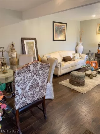 Photo #4: 2363034 Listing 