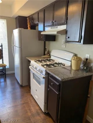 Photo #6: 2363034 Listing 