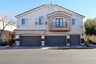 Photo #4: 2363051 Listing