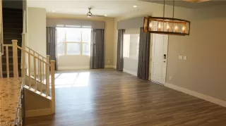 Photo #6: 2363059 Listing 