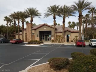 Photo #6: 2363074 Listing