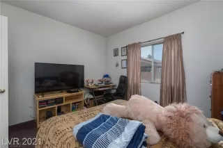 Photo #6: 2363075 Listing 