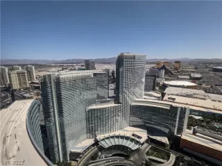 Photo #5: 2363160 Listing