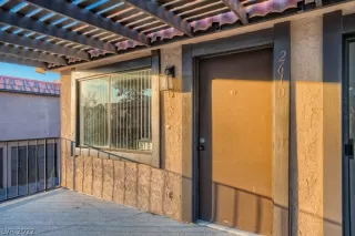 Photo #2: 2364220 Listing