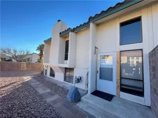 Photo #1: 2364238 Listing 