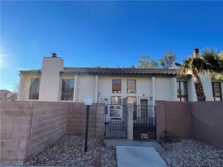 Photo #4: 2364238 Listing 