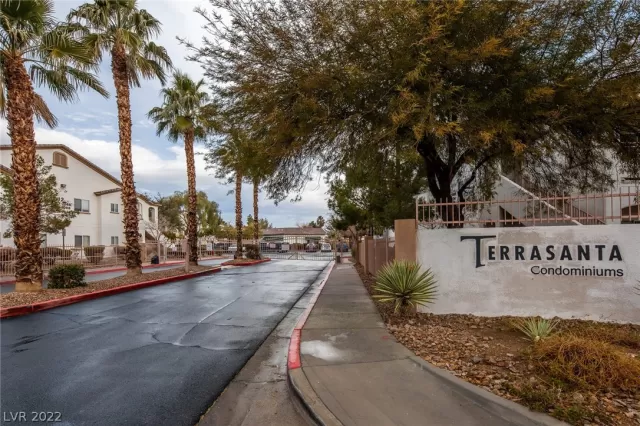 MLS: 2364241 Condo For Sale