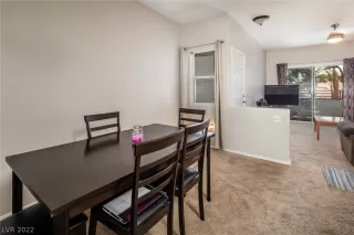 Photo #3: 2364241 Listing